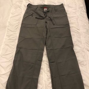 The North Face women’s pants size 6